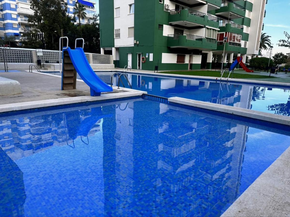 דירות Benicàssim Piso A Pie De Playa Con Piscina Y Vistas Al Mar מראה חיצוני תמונה