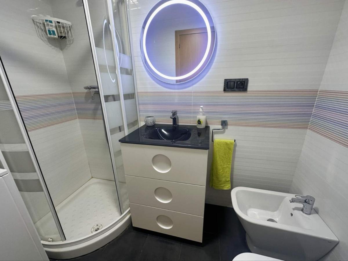 דירות Benicàssim Piso A Pie De Playa Con Piscina Y Vistas Al Mar מראה חיצוני תמונה