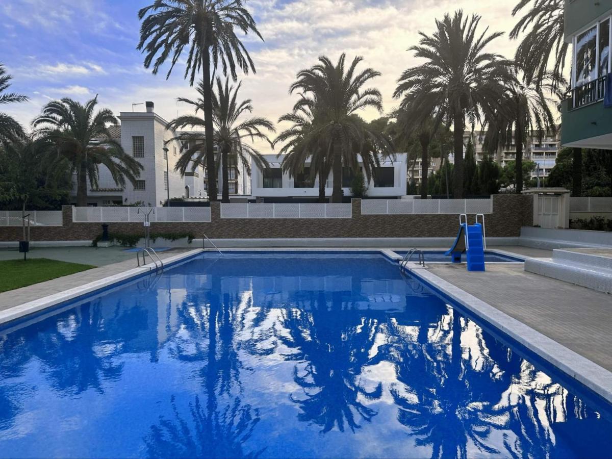 דירות Benicàssim Piso A Pie De Playa Con Piscina Y Vistas Al Mar מראה חיצוני תמונה