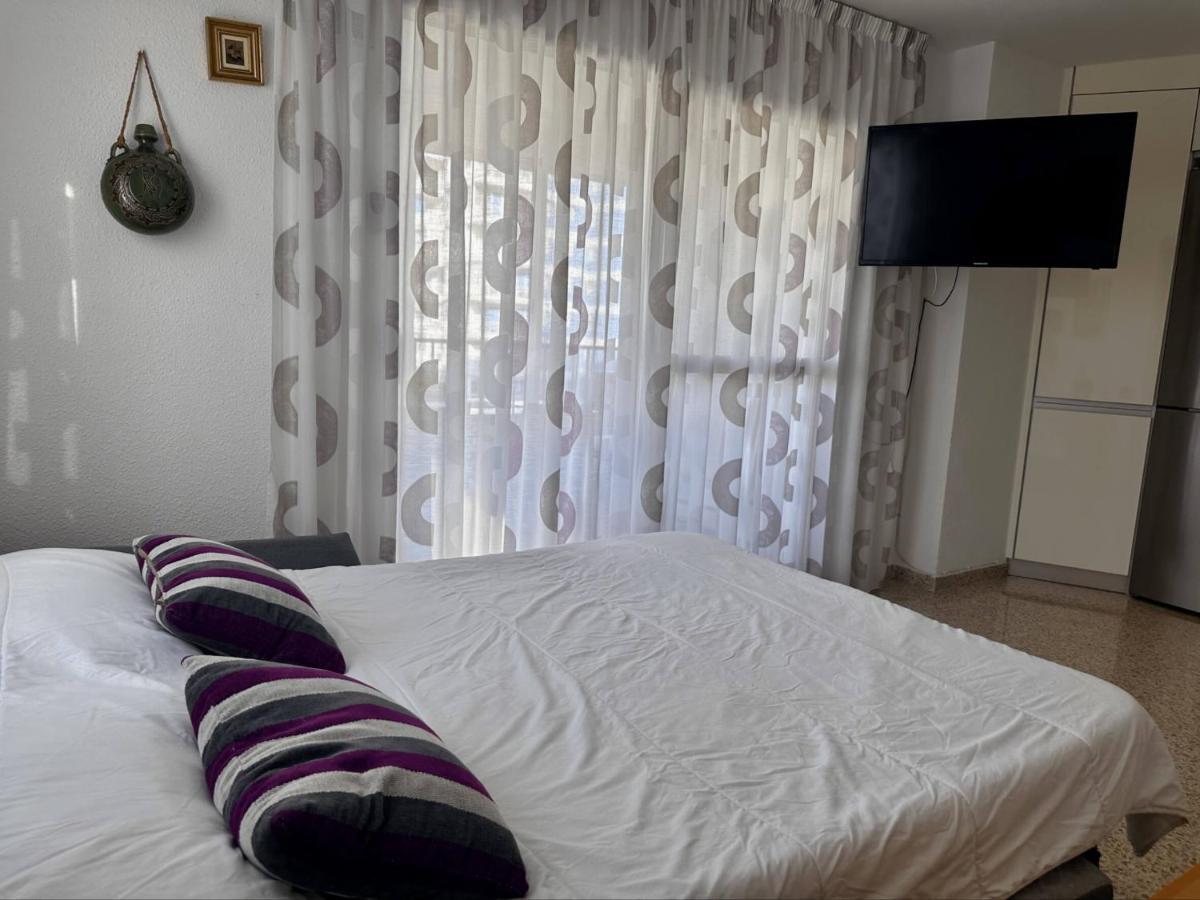 דירות Benicàssim Piso A Pie De Playa Con Piscina Y Vistas Al Mar מראה חיצוני תמונה
